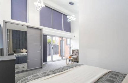 New Modern Stylish Villa Near City Centre Birmingham, with outdoor Hot Tub - Foto 20