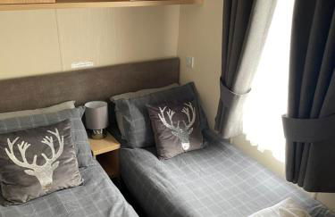 Freedom Lodge-Aviemore with FREE Starlink Superfast broadband 150mbps - All bedding and towels included - Pet Free - Foto 13