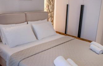 Aqua Lora - Photo 46