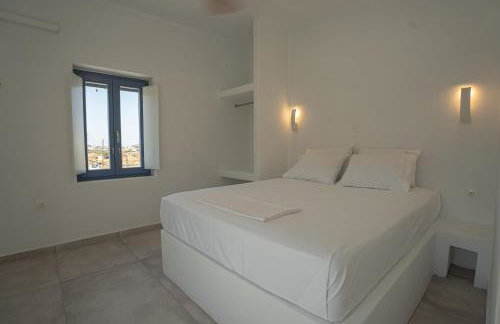 Traditional White House2 - Photo 5