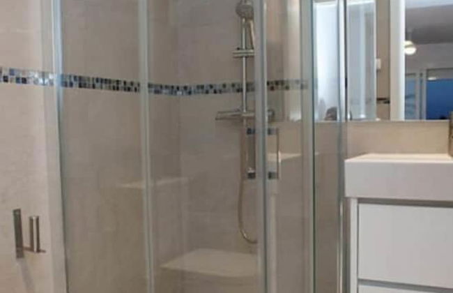 Luxury villa with heated pool - Photo 34