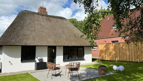 Gemütliches Reetdachhaus - Foto 2, Garden view