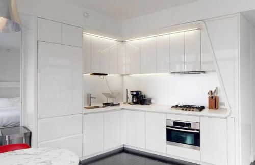 Financial District 1br w WD gym elevator NYC-1369 - Photo 4