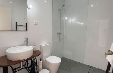 Ocean T1 Vista Mar e Piscina em Varadouro Faial - Foto 17