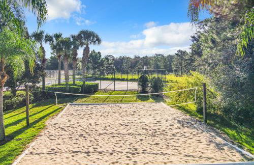 Spacious retreat w pool & game room - Foto 8