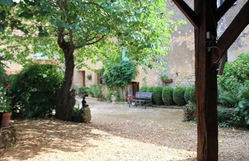 La Vieille Ferme: superbe complexe de 3 gîtes en pierre avec Piscine au coeur du Périgord Noir - Foto 55