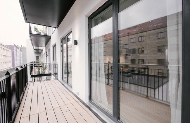 Stunning 2-bed w Large Balcony - Foto 8