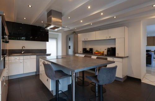 Holiday Home Villa Beheizter Innenpool 30 by Interhome - Foto 6