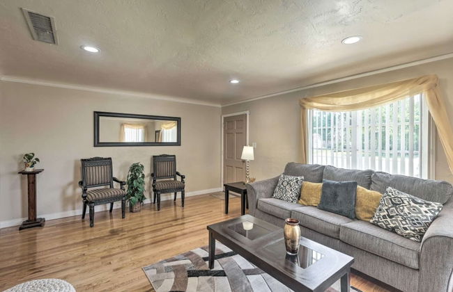 Bakersfield City Home w Patio and Garden - Photo 14