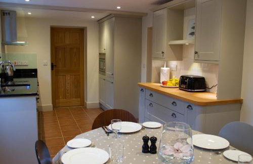 Ford End Cottage - Photo 9