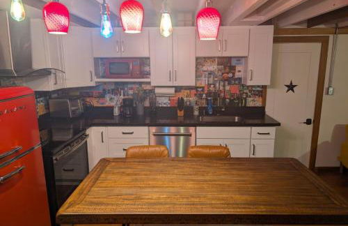 Entire ADU with hottub - Foto 9