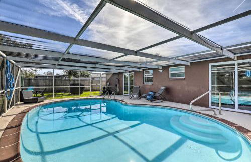 Family Home with Lanai and Yard in Port Richey! - Foto 23