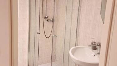 Basement Room - Foto 4