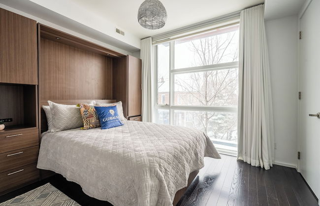 Cozy Houses in Downtown Toronto by GLOBALSTAY - Photo 31