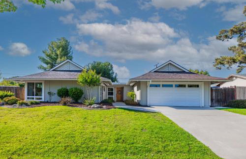 #Marbella Lane - Cozy Modern Home with Relaxing Design & Pool - Foto 67