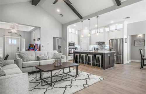 Just Like Home #6: Norman: It's Game Time (campus) - Foto 5