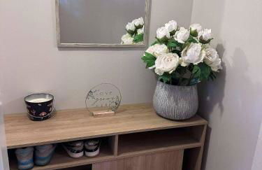 Comfy 3br/2ba steps away from Marian Day grounds - Foto 9