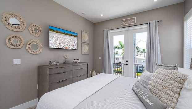 Magnificent New Build Private Pool Home On The North Tip Of Fort Myers Beach! 5 Bedroom Home by RedAwning - Foto 5, Habitación