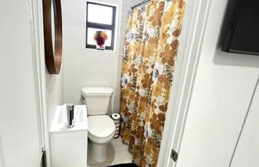 Artful Luxury in Miami Most Iconic Spot - Photo 5