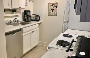 Cozy 1BR in DC 95WalkScore Steps to Cafes Dining Nightlife Grocery Metro - Close to Downtown - Foto 49