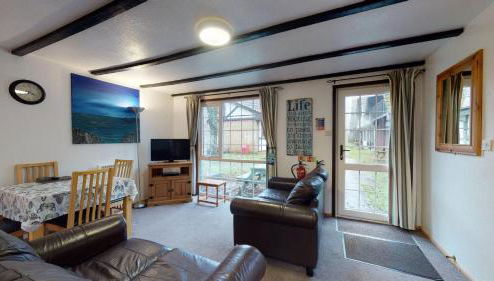 01 Tudor Court, Tolroy Manor - Foto 1