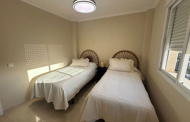 Sunstay Costa Lago Flat III Torremolinos - Foto 4