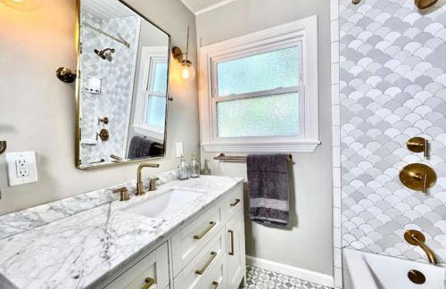 Uniquely styled home minutes to Downtown Sac! - Foto 22