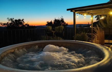 Amazing STUDIO CASA FERMEGLIA with private jacuzzie and perfect panoramic view - Foto 16