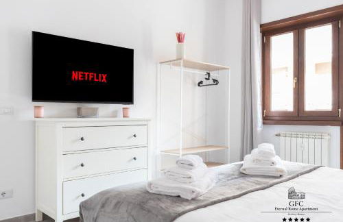 GFC Eternal Rome Apartment - 5min to Tiburtina Station MetroB, 2 Bathrooms, Terrace, A-C - Photo 16