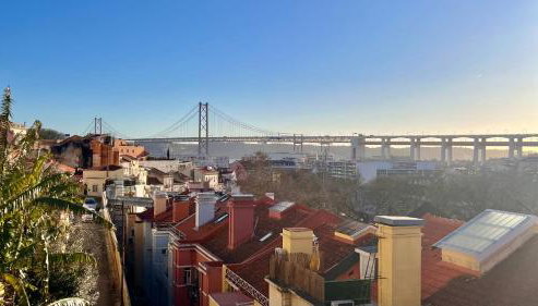 Lisbon Prime Studio Modern and Central - Photo 2