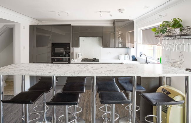 Family Holiday Home With Hot Tub Sleeps 8 - Foto 20