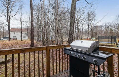 Hot tub - Game Loft & Arcade - 2 King Beds - Pet Friendly - Foto 46