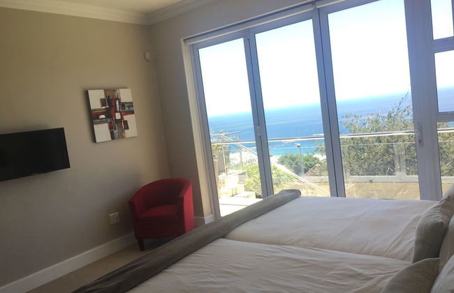 House Havana Camps Bay - Photo 8