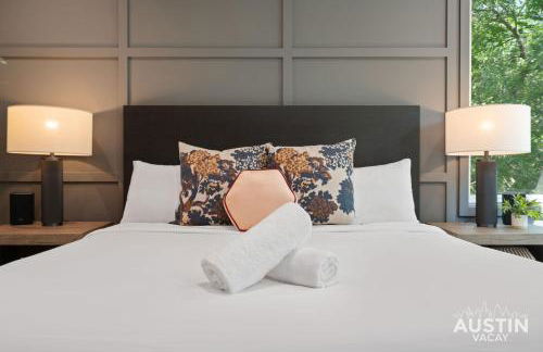 Luxury 2BR 2BA East Austin retreat w yard, deck and garage parking by Austin Vacay - Foto 18