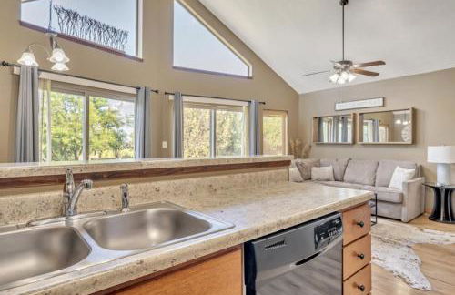 Playing Hooky Cabin at Bridges Bay Resort - Foto 17