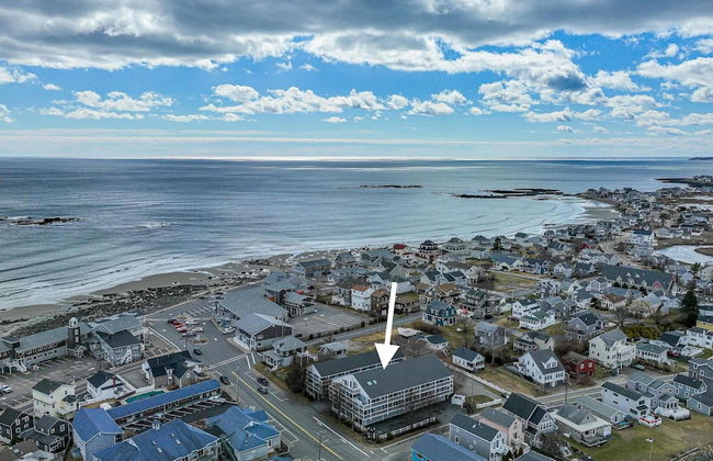 All is Wells Incredible Location! Walk to Beach - Photo 31