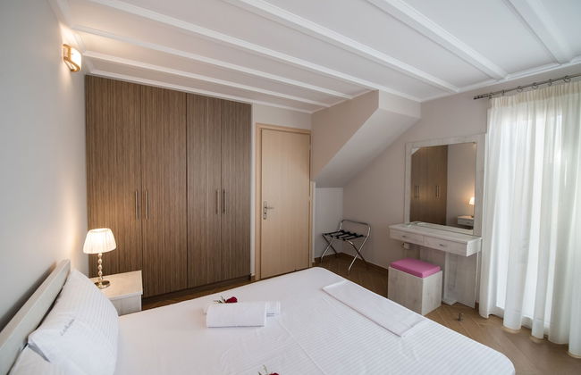 Lefkogea Villas - Photo 2