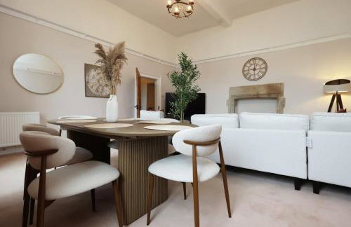 Spacious 3BR Flat in Cowbridge Centre - Foto 3