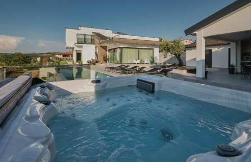 Gorgeous Home In Momjan With Sauna - Foto 10