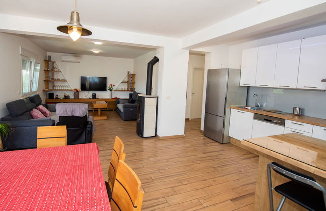 Stella Kastela - Foto 14