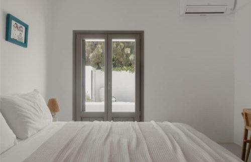 Siora of Paros - Ammiralis & Castelis - Photo 45