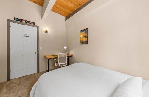 Tahoe City Retreat - For 8 - Foto 37