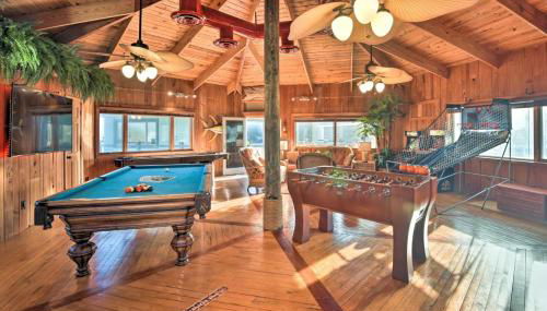 Chic Home: Ocean Views, Hot Tub & Game Room! - Foto 4