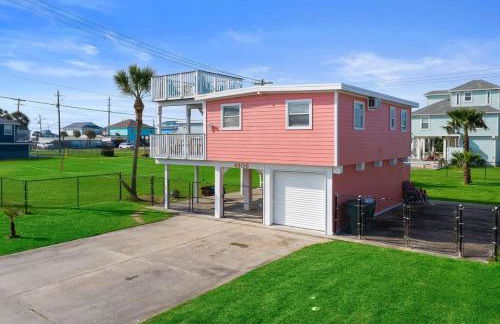 Coastal bungalow with huge yard, comfy deck and close to beach - Foto 23