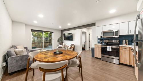 2 Bedroom 2 Bath Downtown - Photo 4