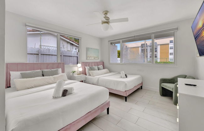 Poolside Paradise Dock & Pool! - Foto 3