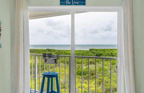 Bright 2BR Condo with Breathtaking Ocean View - Foto 13