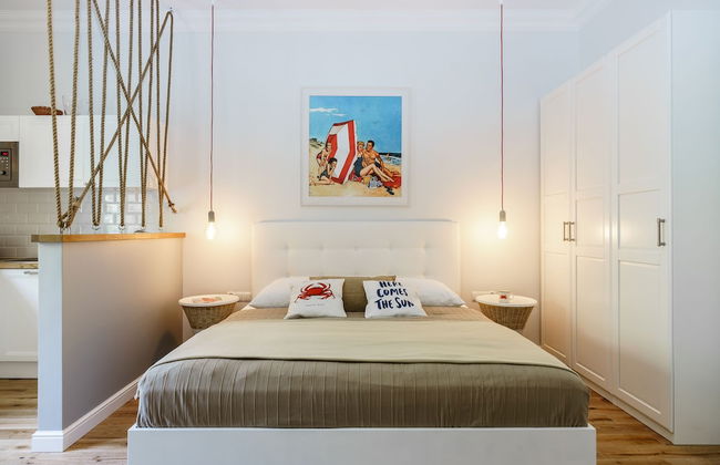 Sanhaus Apartments - Photo 8