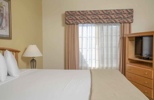 Raintree's Cimarron Golf Resort - Photo 5