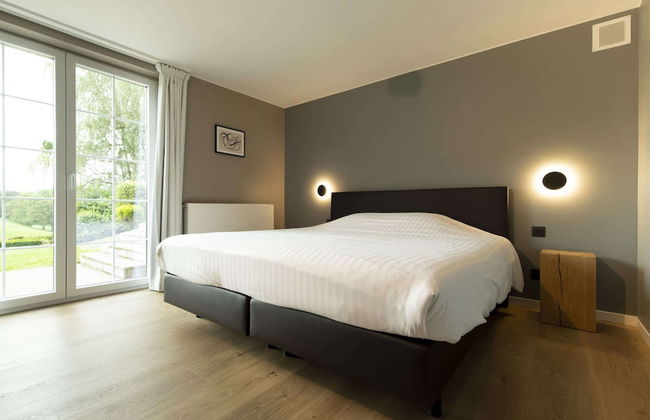 Luxury Villa With an Incredible Private Pool, Close to Maastricht and Liège - Photo 4